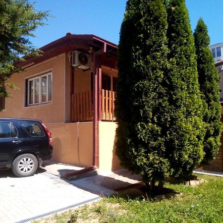 Villa Re3Ca Escópia Exterior foto